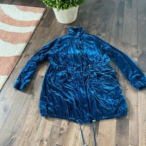 TORRID 00(10) Womens Blue Velvet Long Coat NWOT